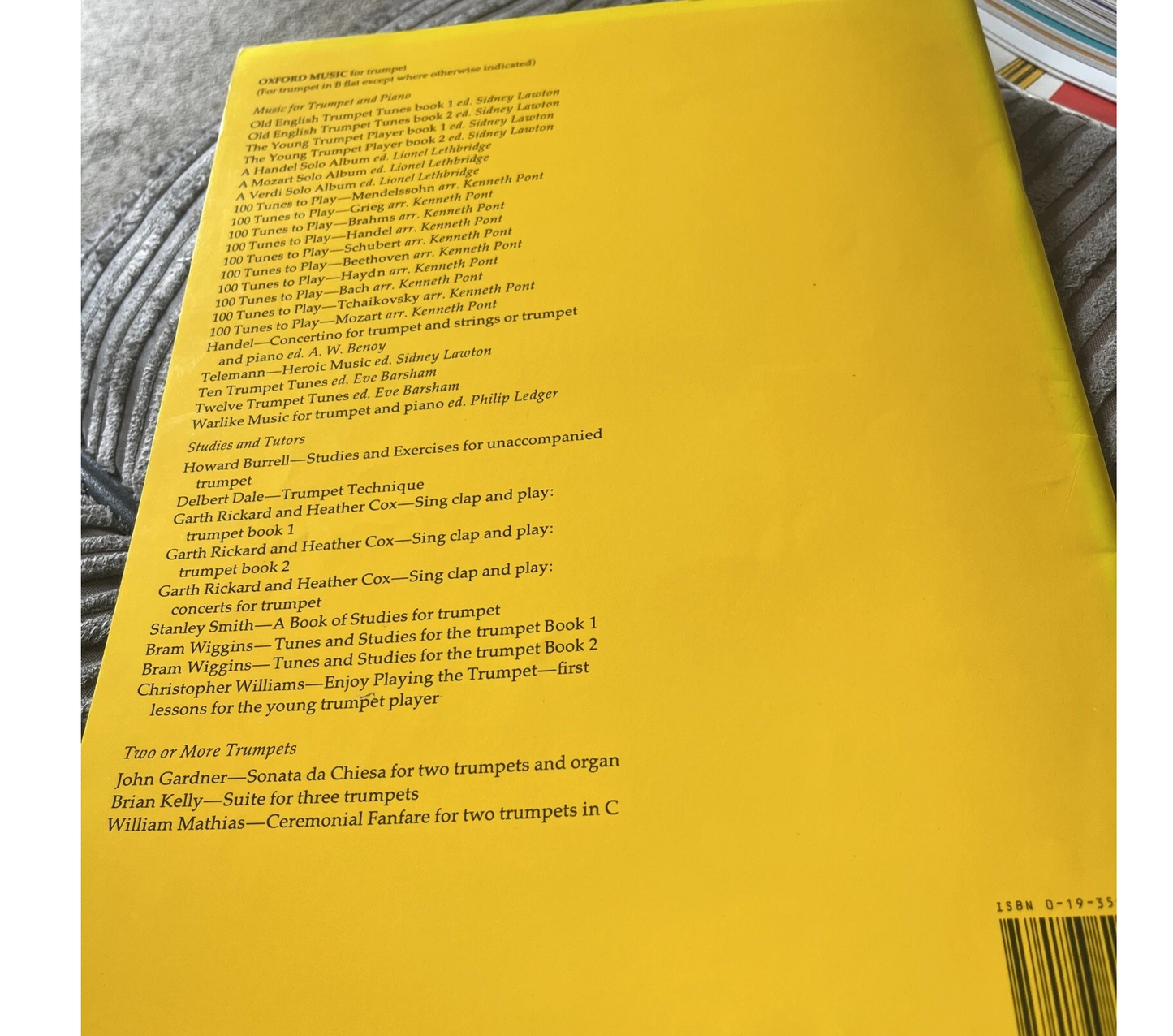 Tunes and Studies for Trumpet Book 1 - Bram Wiggins - 0193595176