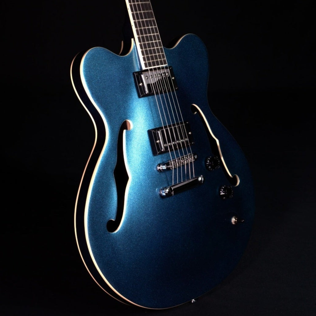 Hofner Verythin Electric Guitar UK Exclusive - Pearl Blue Gloss
